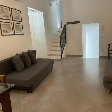 Apartment Hola Cathedral House