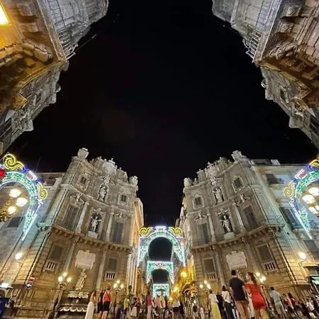 Hola Cathedral House * Palermo