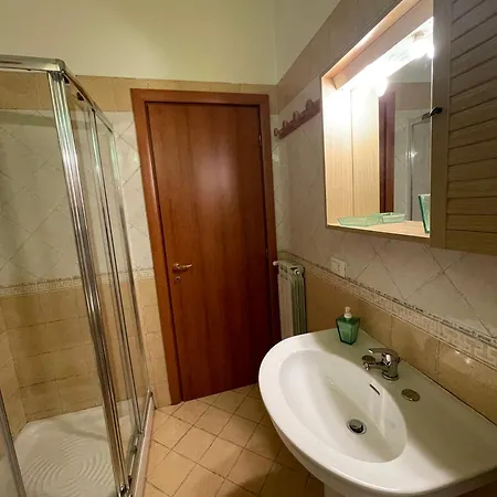 Hola Cathedral House Apartment *