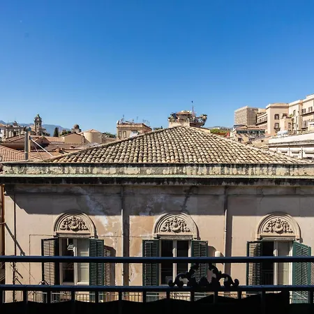 Apartment Hola Cathedral House *