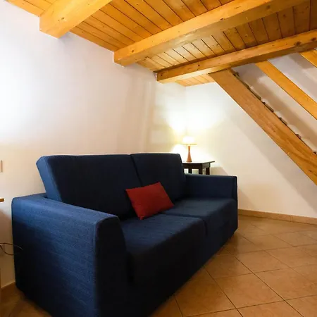 Hola Cathedral House *