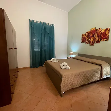 Hola Cathedral House *