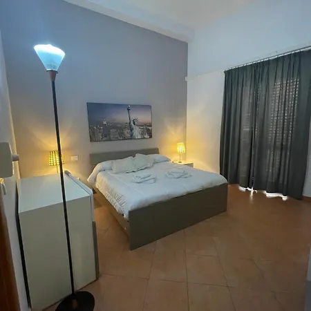 Hola Cathedral House Apartment Palermo