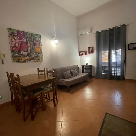 Hola Cathedral House Apartment *