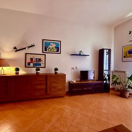 Hola Cathedral House Palermo