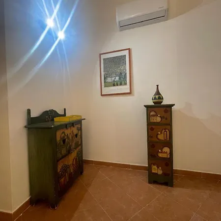 Hola Cathedral House Daire Palermo